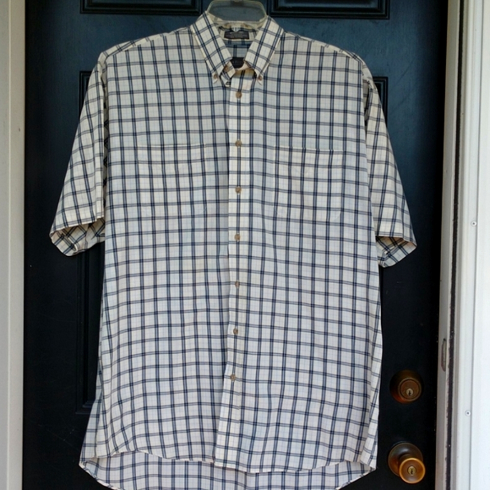 Van Heusen Shirt Wrinkle free Extra Large Tall Size EUC